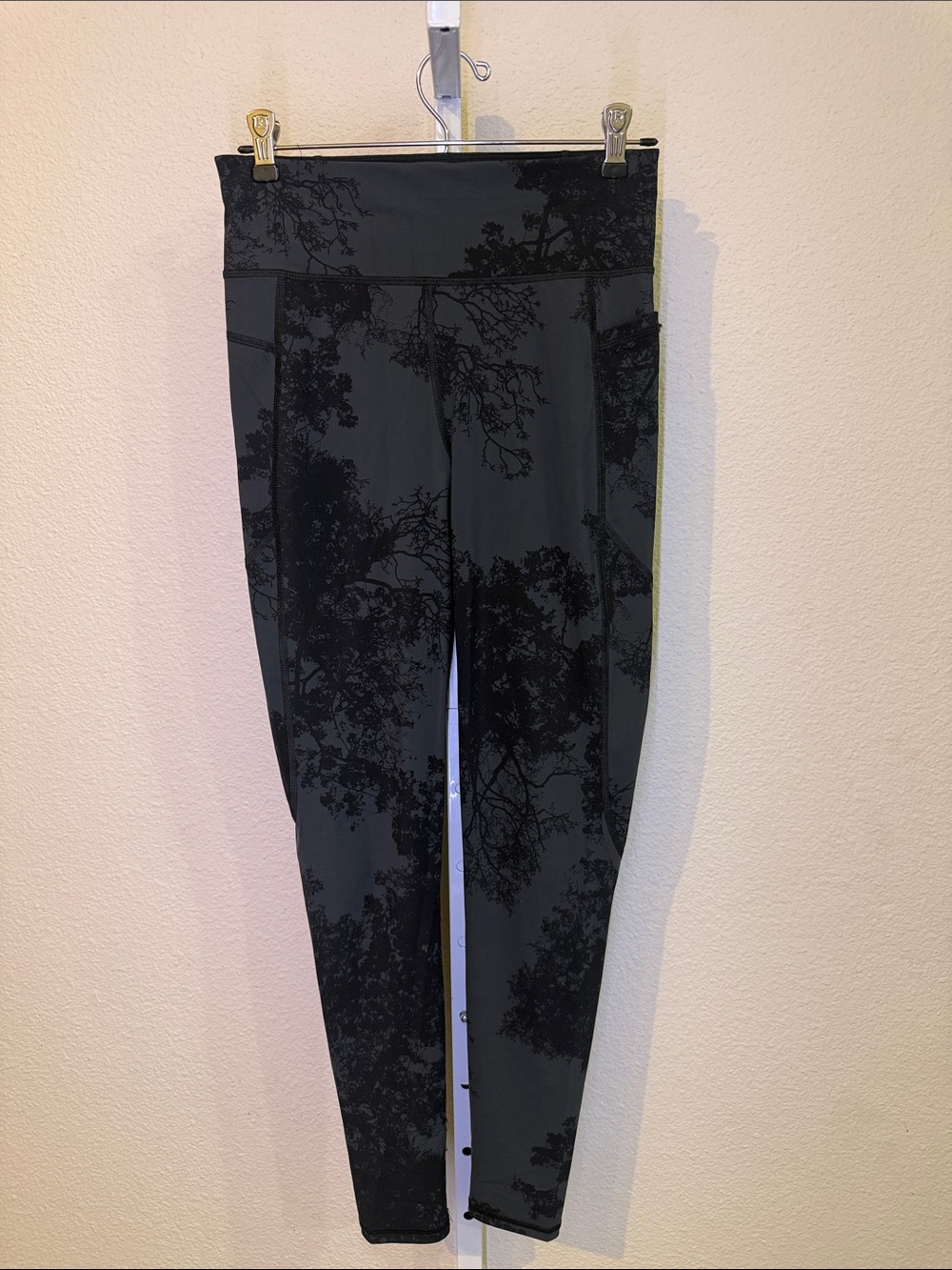 Sweaty Betty Zero Gravity Leggings Black Tree-Print High-Waist S